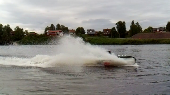 jetski turning in force.png
