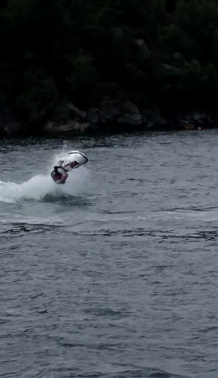 Freestyle barrel jetski Henån 2016.png