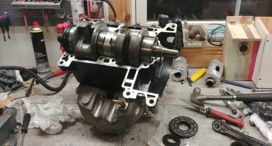 superjet motortätningar byte.jpg
