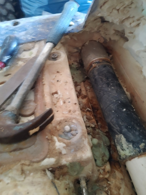 scupperval vänster sida superjet.jpg