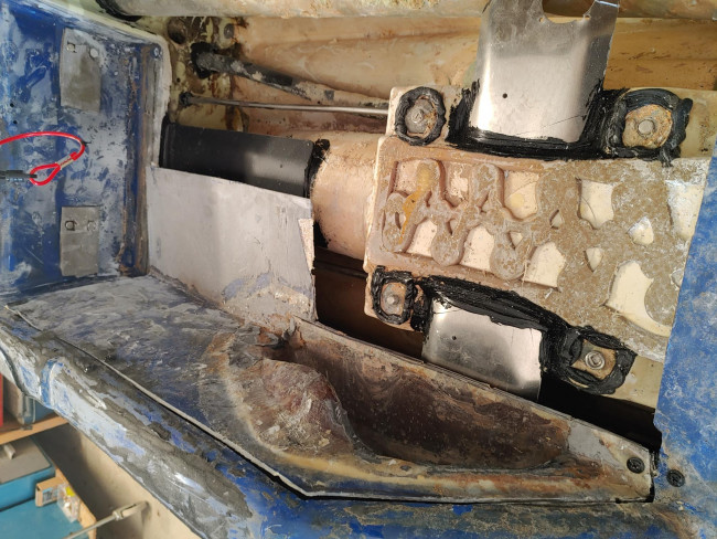 Superjet ståbrunn.jpg